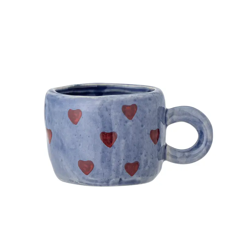 Tasse mit Herzen
